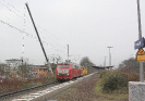 218 319-2 am 14.12.2021 bei der Durchfahrt in Dinslaken