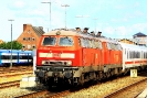 218 380-4 mit Schwesterlok am 21.8.2018 in Niebüll