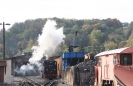 Weißeritztalbahn 20.10.2020: 991793-1 übernimmt in Freital-Hainsberg den Zug nach Kurort Kipsdorf.